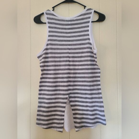 Hot Topic Floral Skull Tank Top - Picture 2 of 3